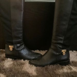 MICHAEL KORS shoe ❄️